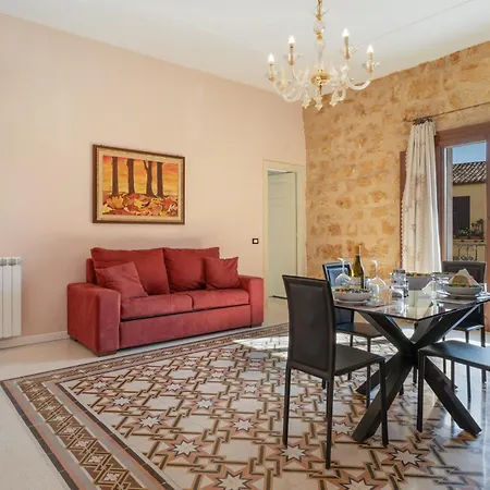 Appartamento Palazzo Zuppardo *